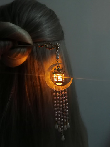 کانزاشی فانوس ماه