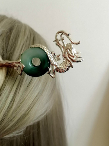 کانزاشی اژدها و حلقه یشم